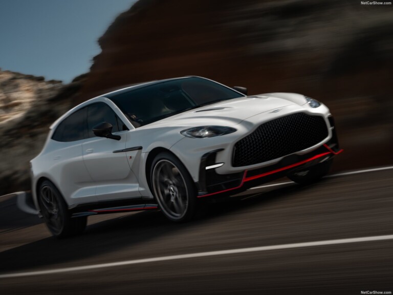 2026 Aston Martin DBX S