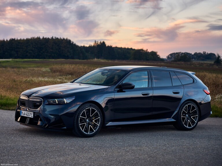 2025 BMW M5 Touring