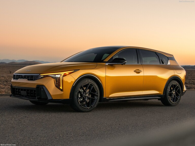 2026 kia k4 hatchback