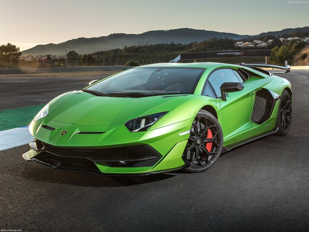 Lamborghini Aventador SVJ