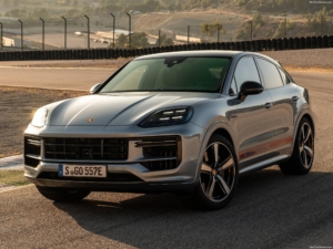 2024 Porsche Cayenne Turbo E-Hybrid Coupe
