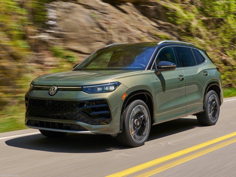 2026 Volkswagen Tiguan SEL R-Line Turbo