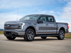 2025 Ford F-150 Lightning Flash