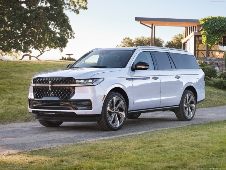 2025 Lincoln Navigator