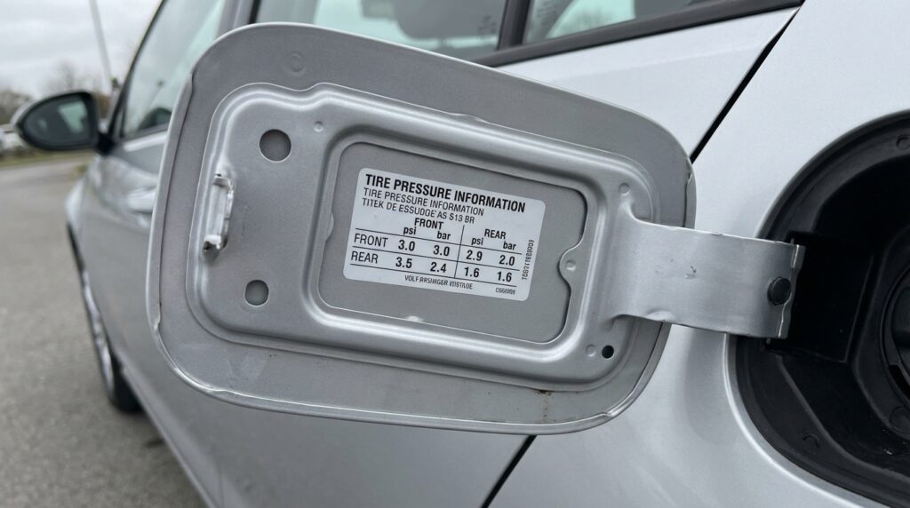 VW Golf tire pressure