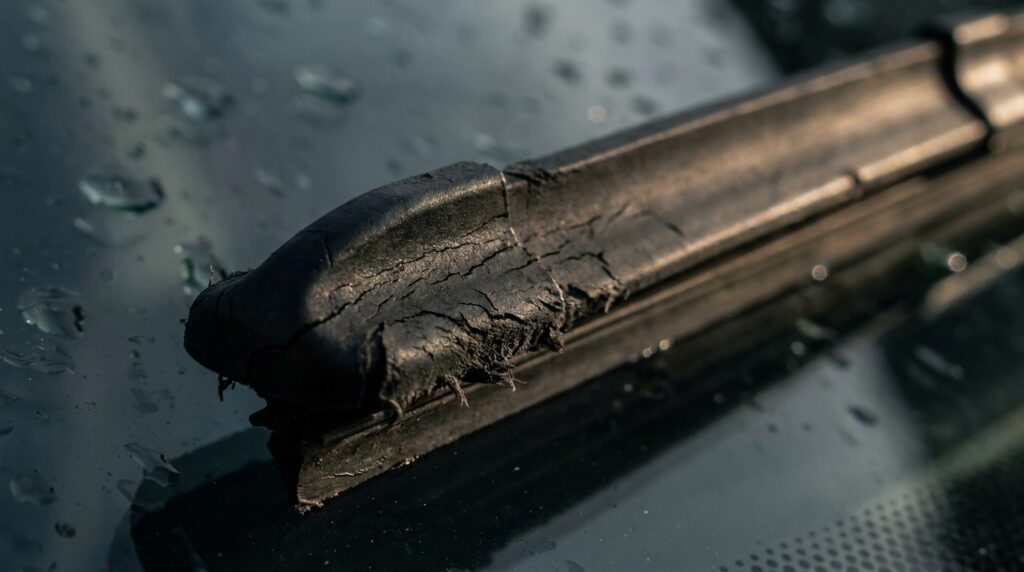 VW Golf windshield wipers size