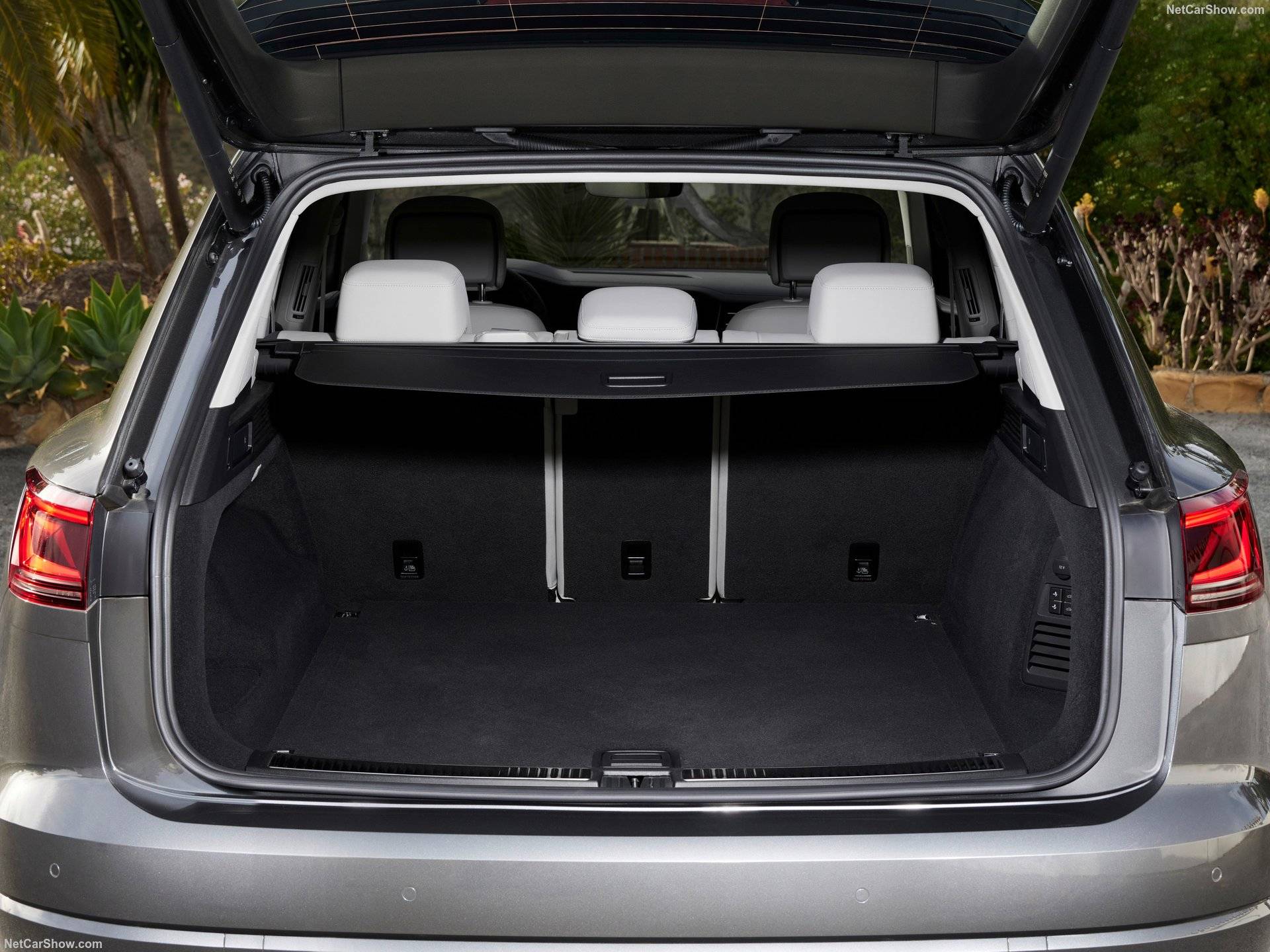 2024 Volkswagen Touareg