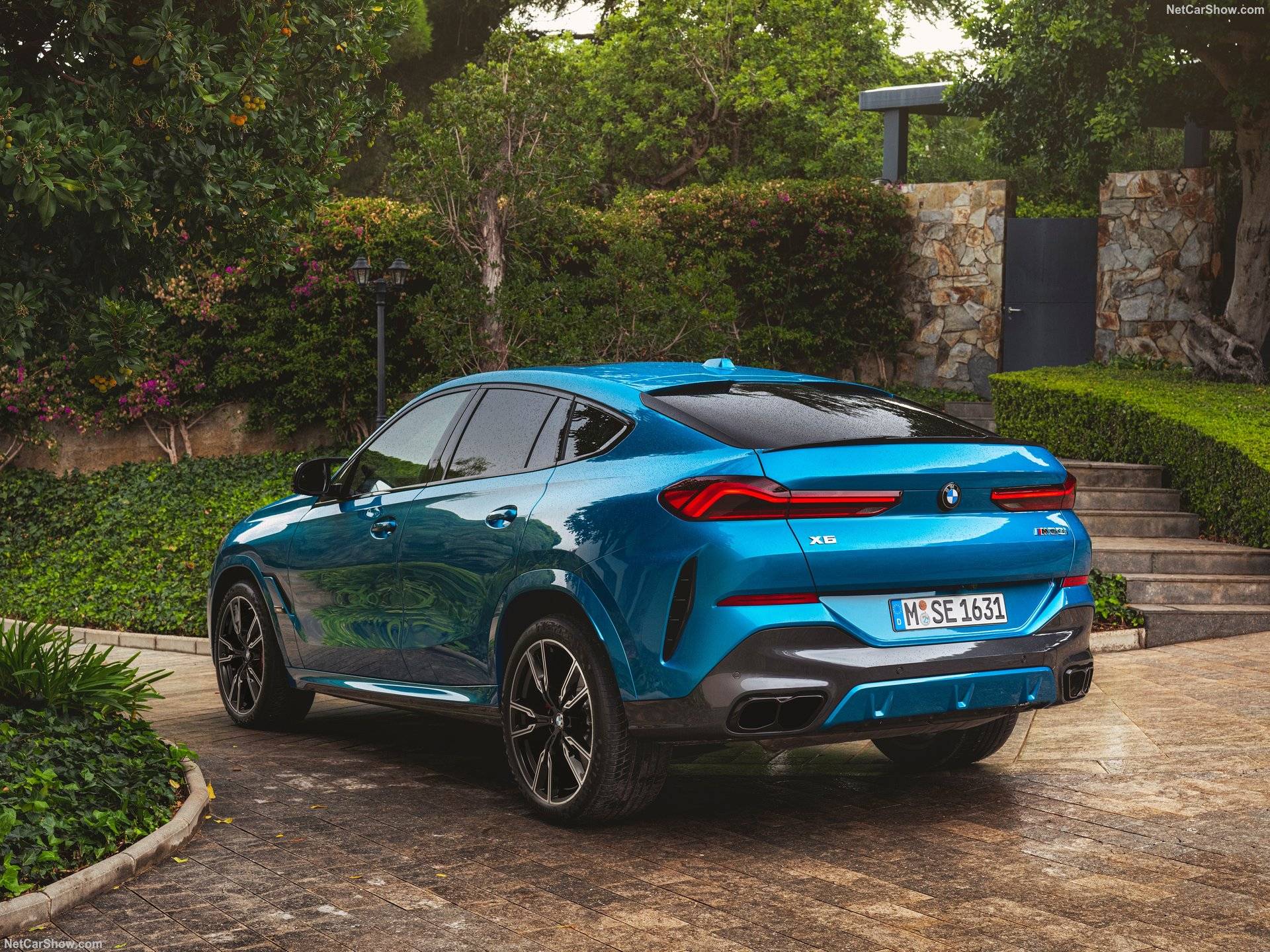 2024 BMW X6 M60i
