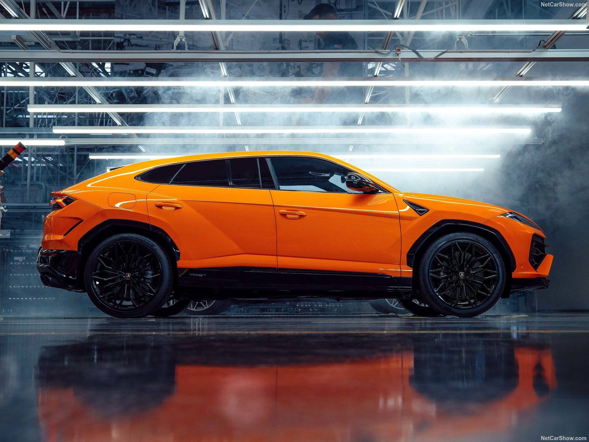 2025 Lamborghini Urus SE