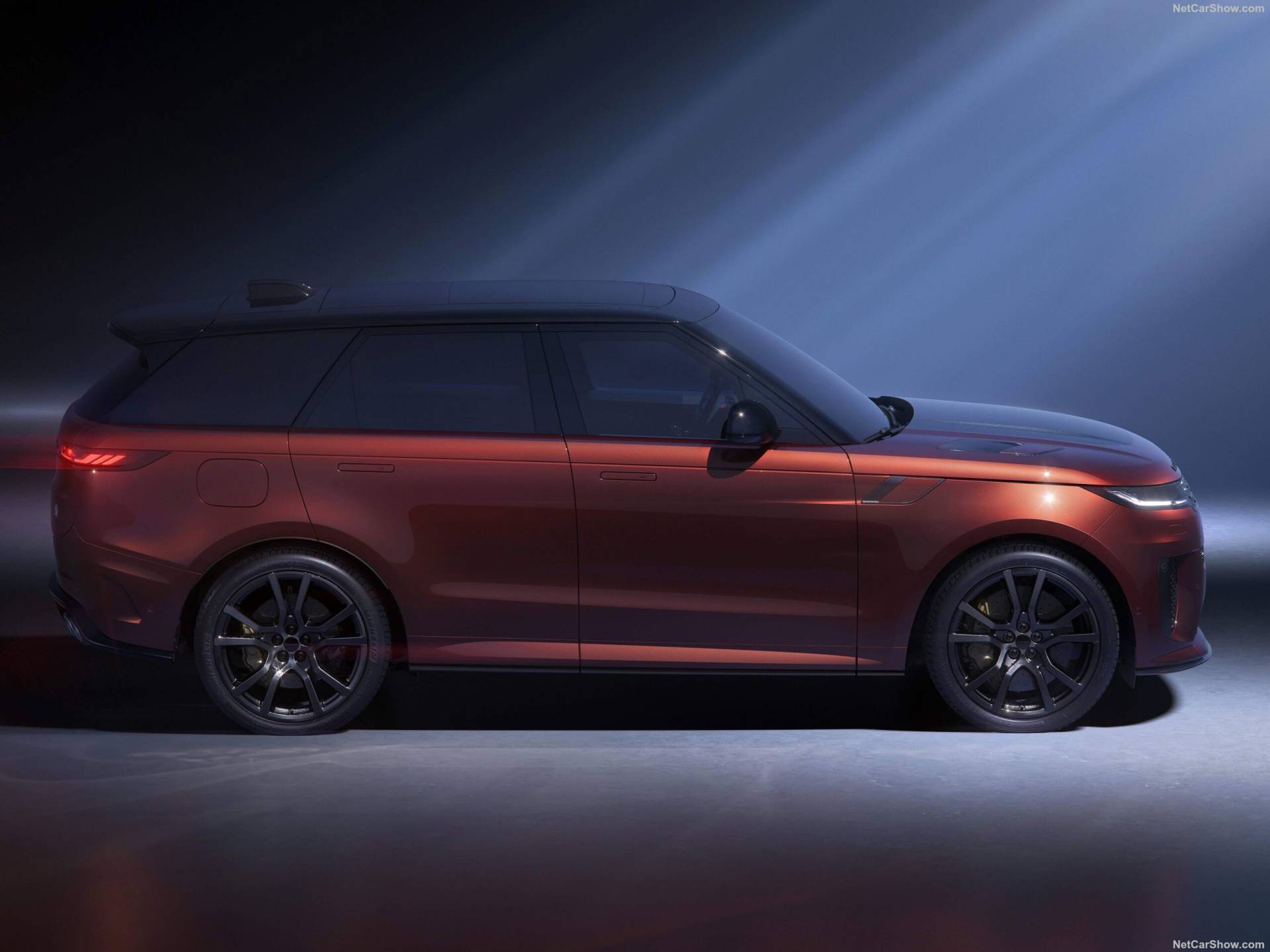 2026 Land Rover Range Rover Sport SV Carbon