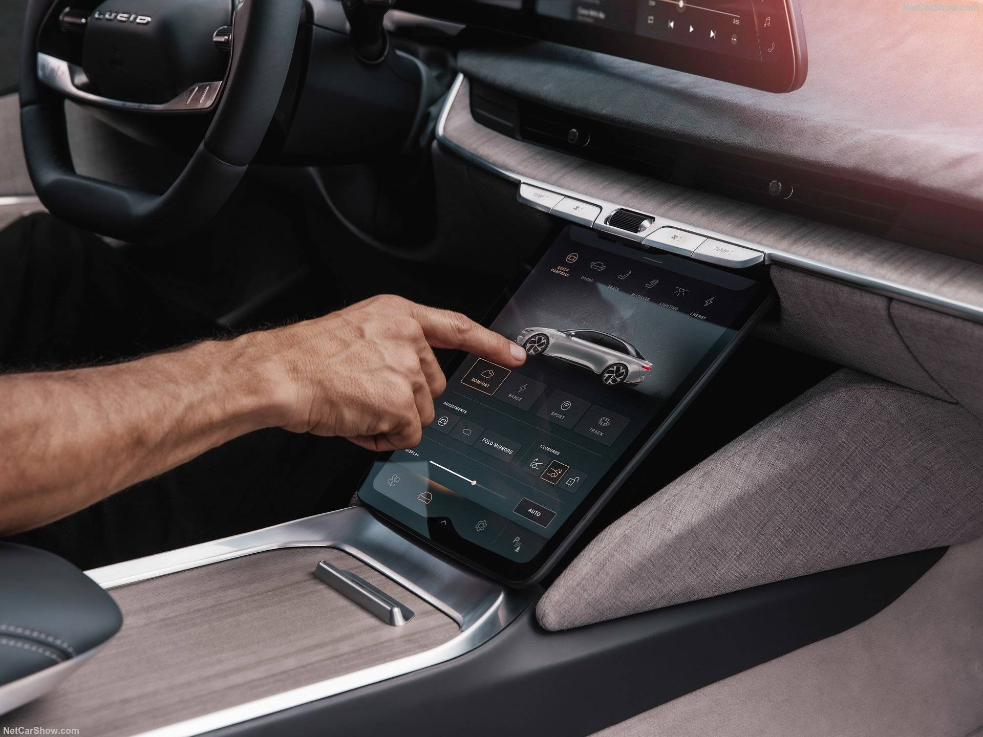 2025 Lucid Air