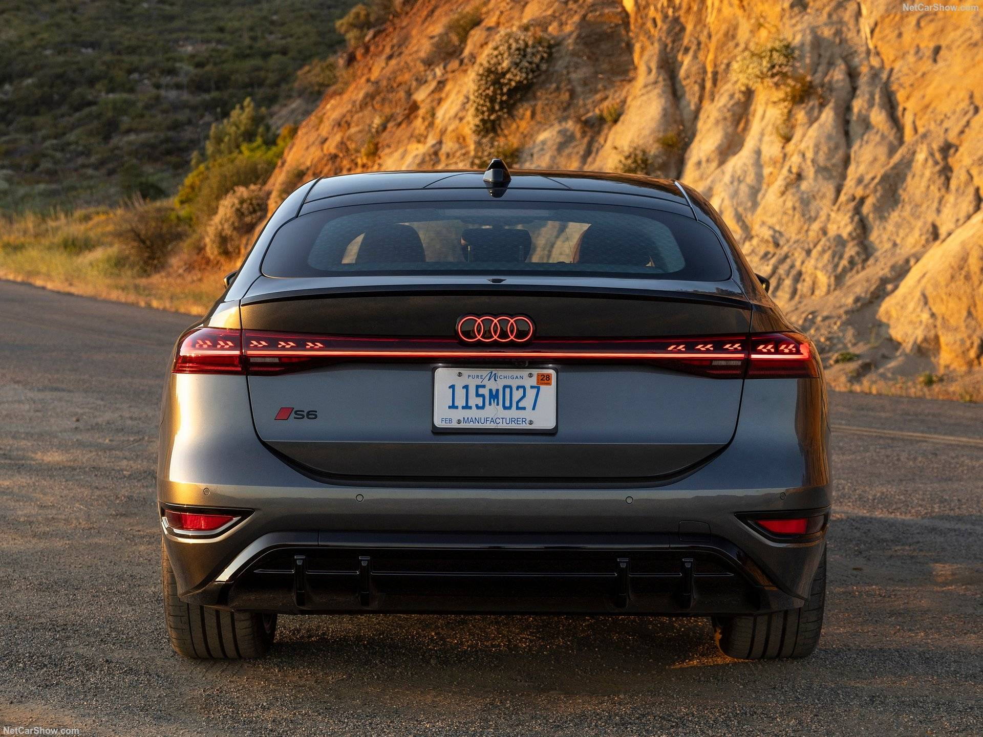 2025 Audi S6 Sportback e-tron