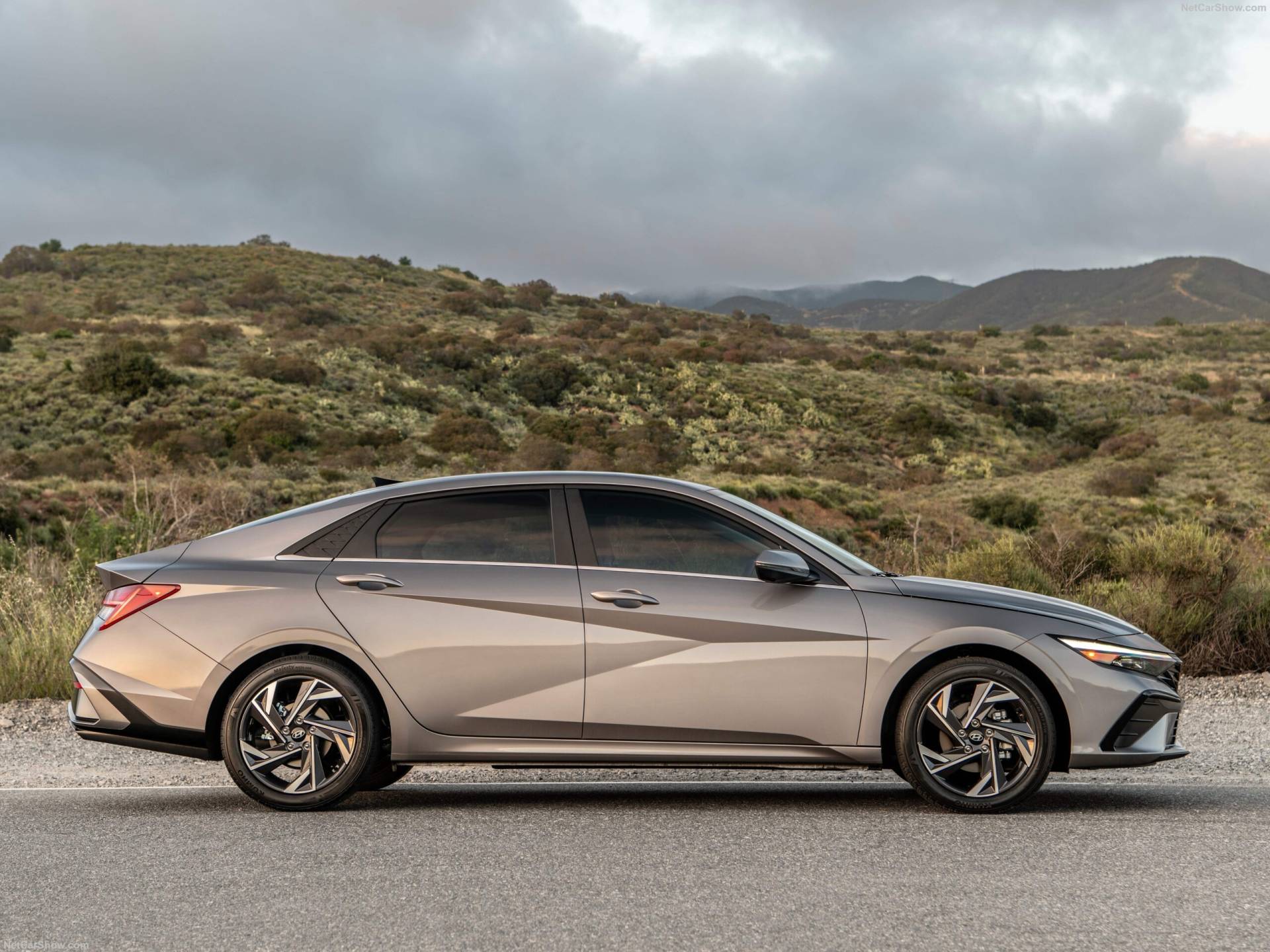 2024 Hyundai Elantra