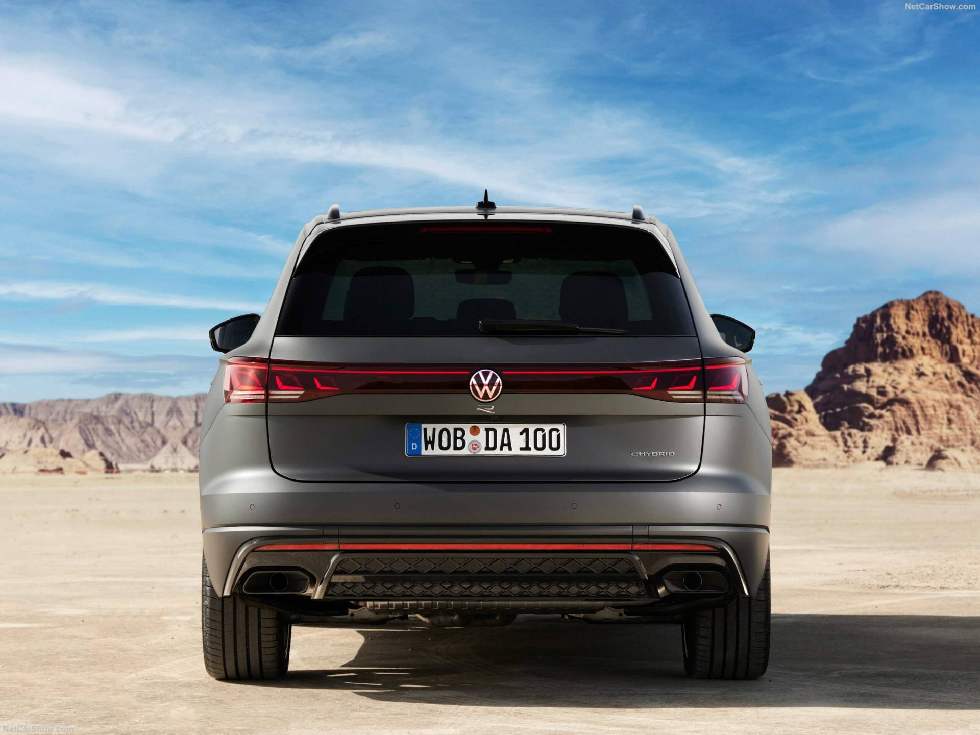 2024 Volkswagen Touareg R eHybrid