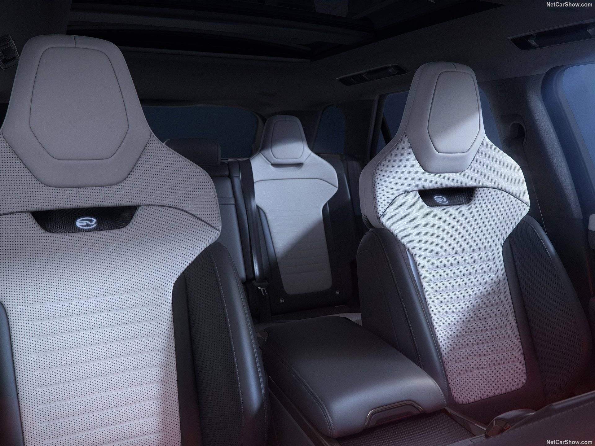 2026 Land Rover Range Rover Sport SV Carbon