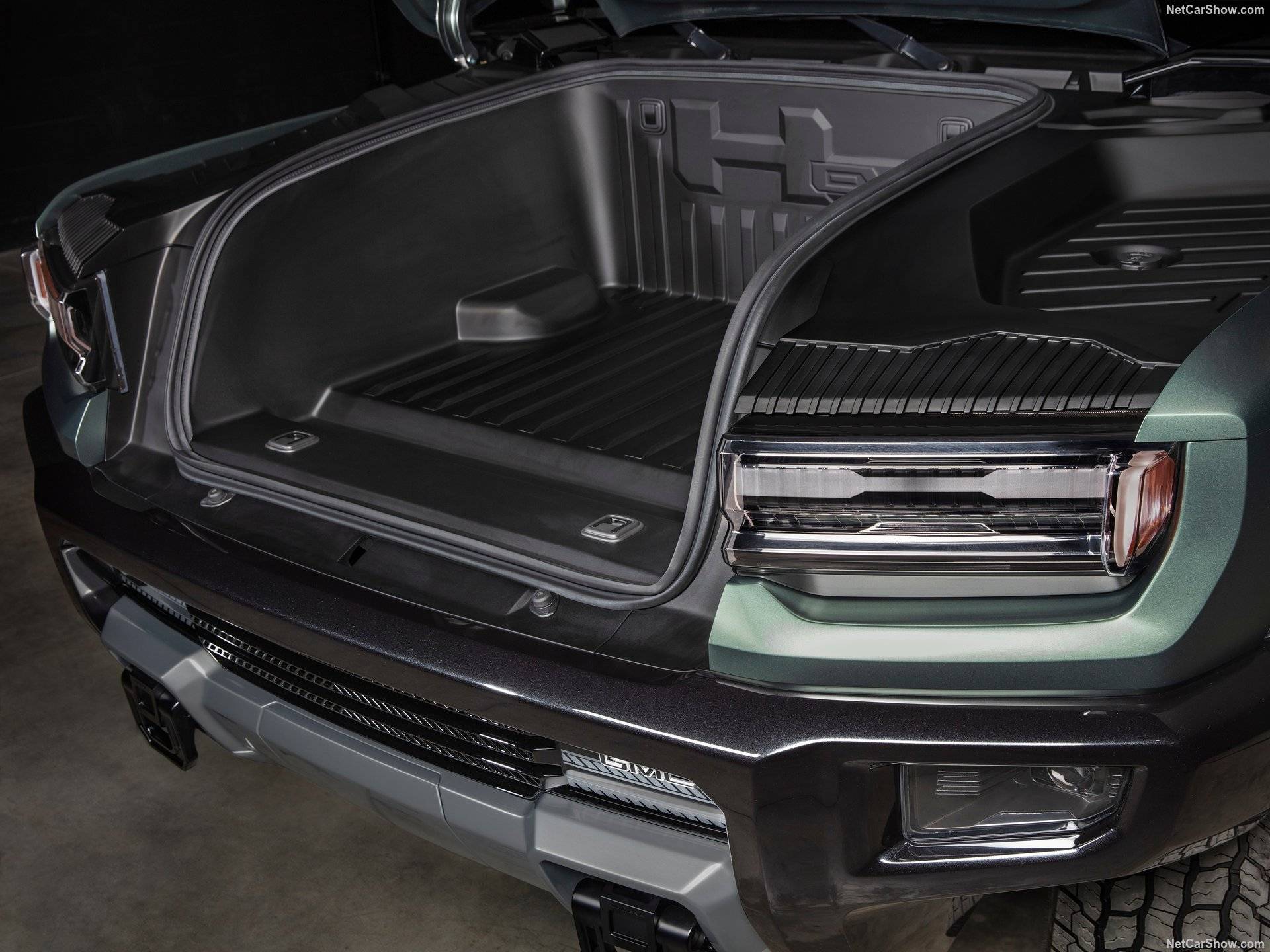 2025 gmc hummer ev suv