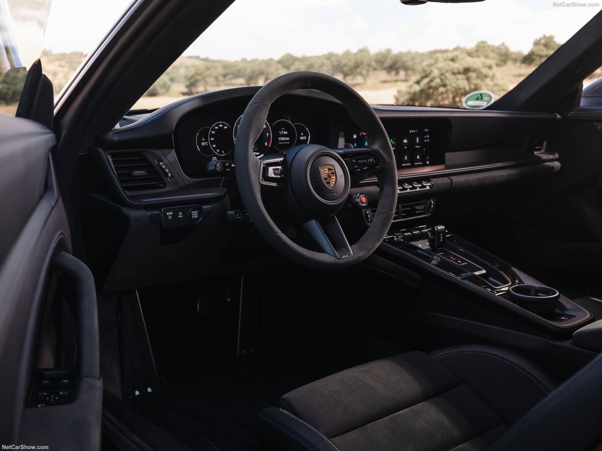 2025 Porsche 911 Carrera GTS