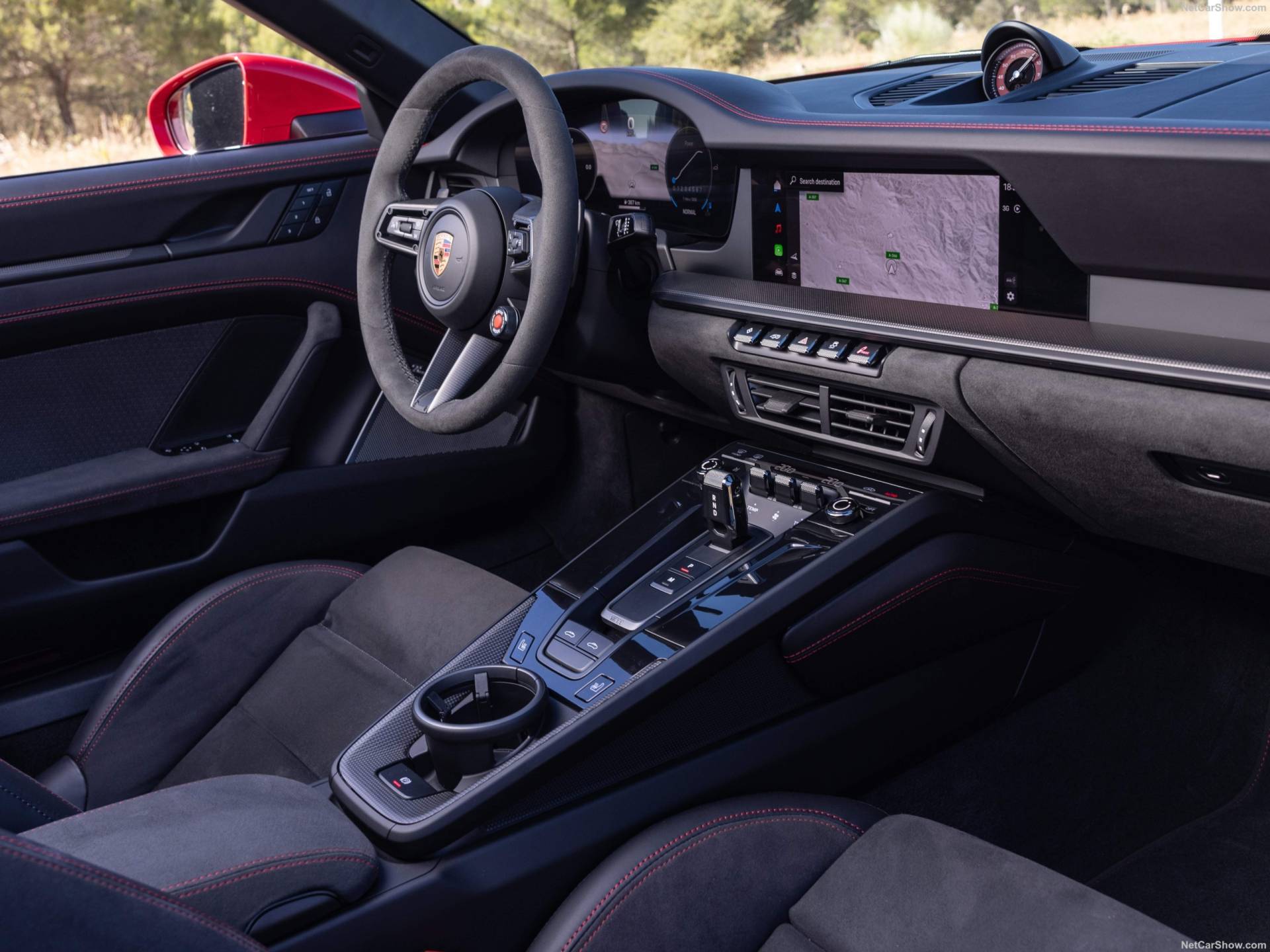 2025 Porsche 911 Targa 4 GTS