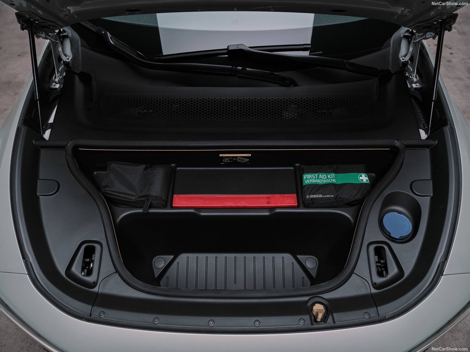 2027 Volvo EX60 Cross Country