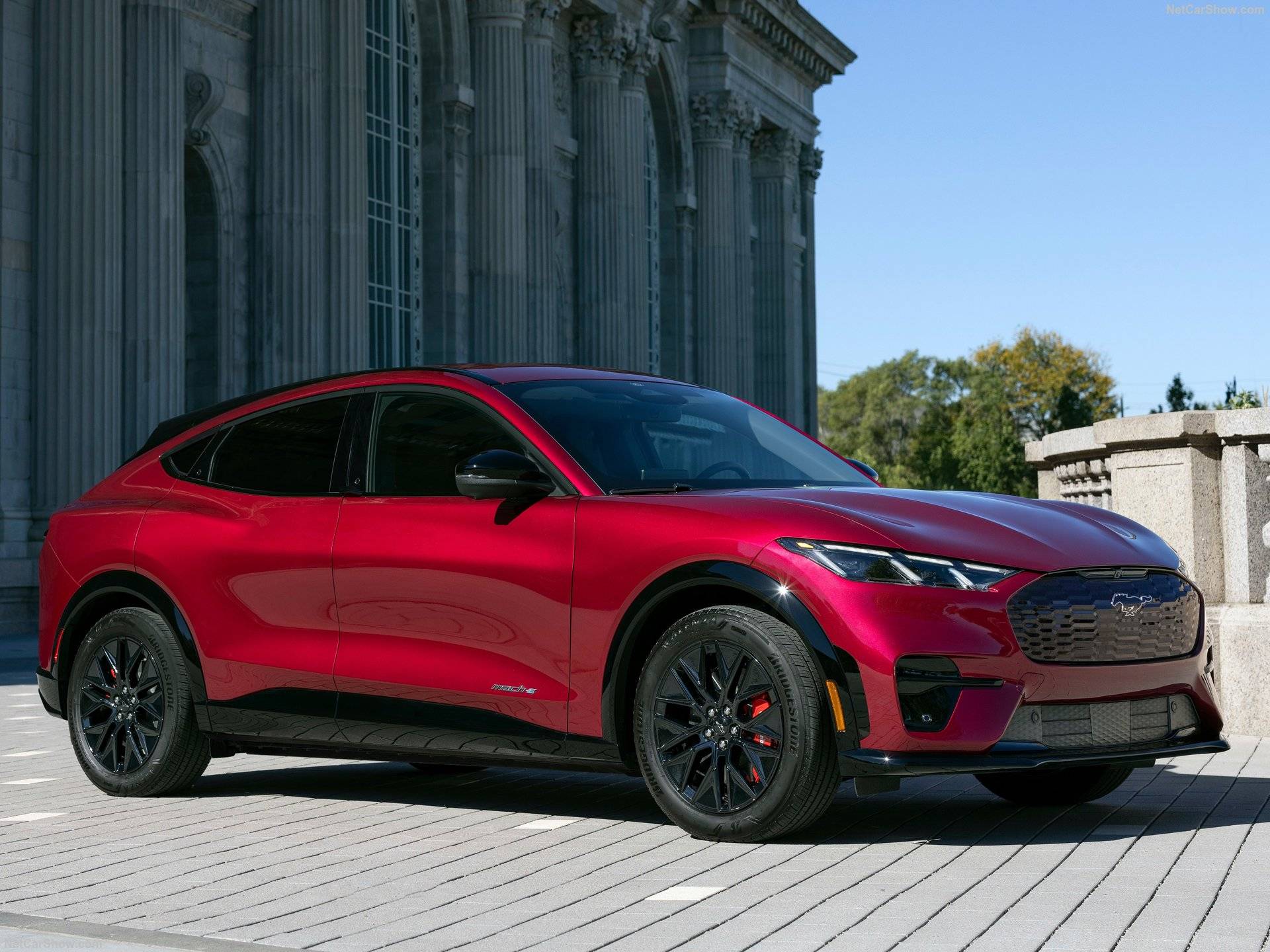 2025 Ford Mustang Mach-E
