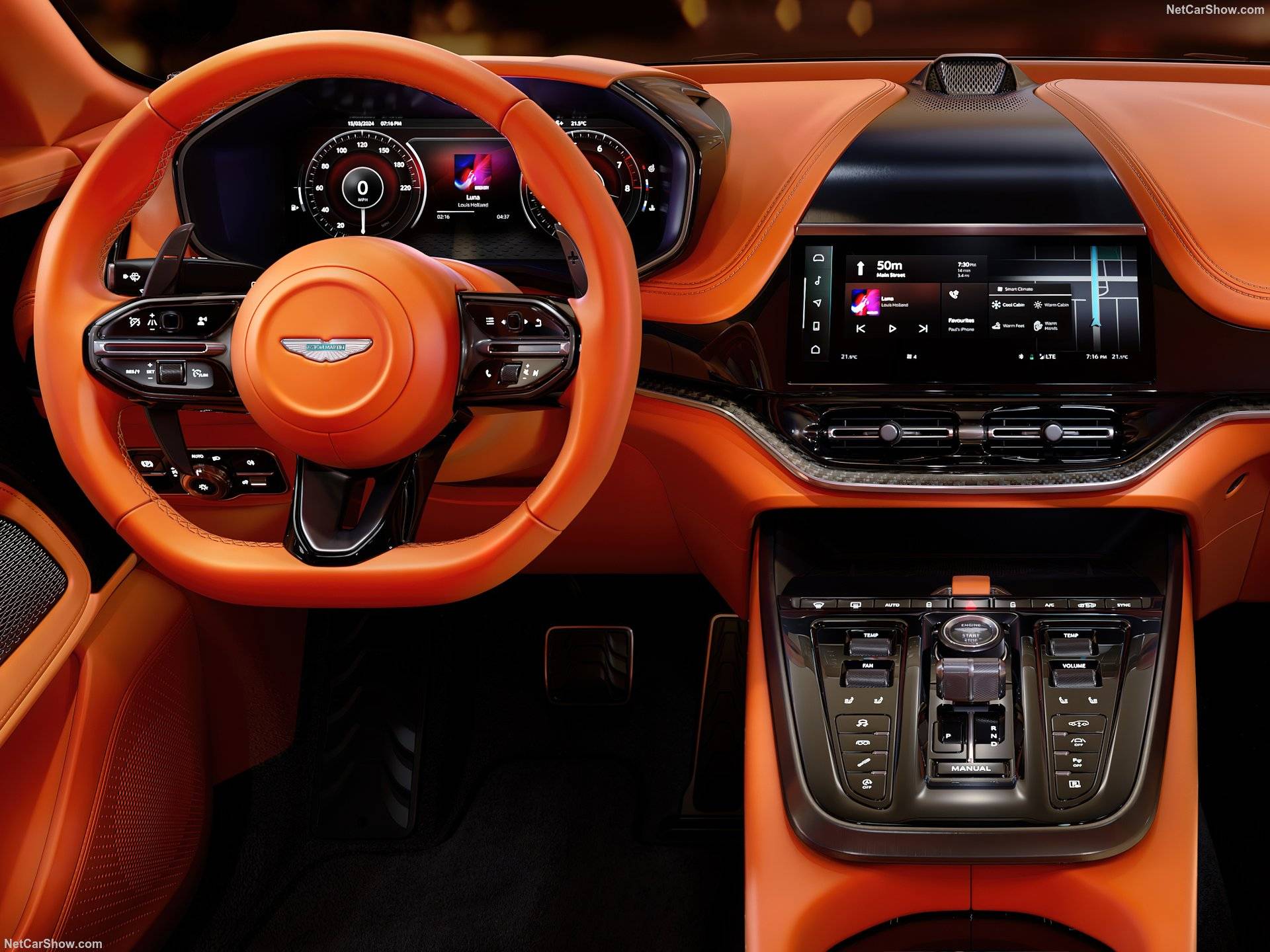 2024 Aston Martin DBX707