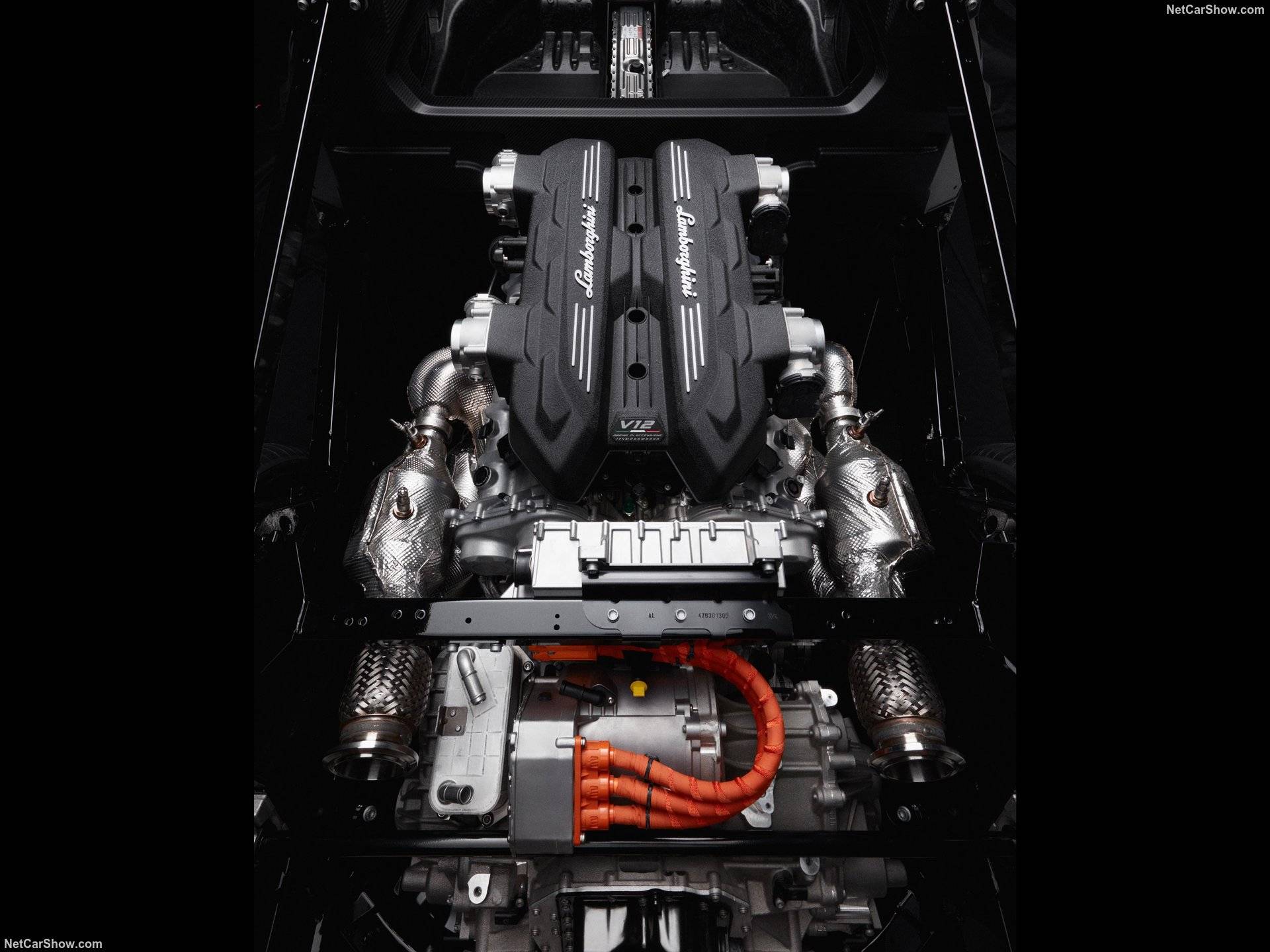 2024 Lamborghini Revuelto