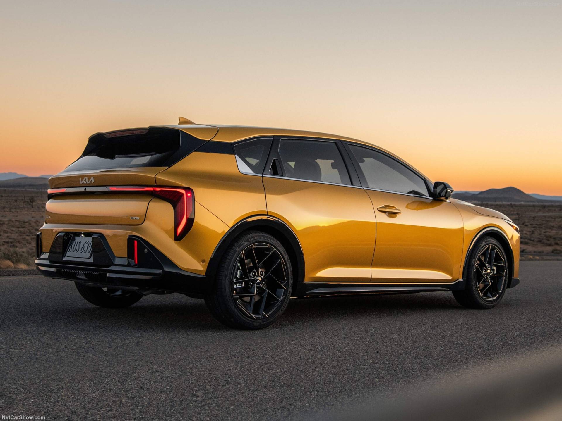 2026 kia k4 hatchback