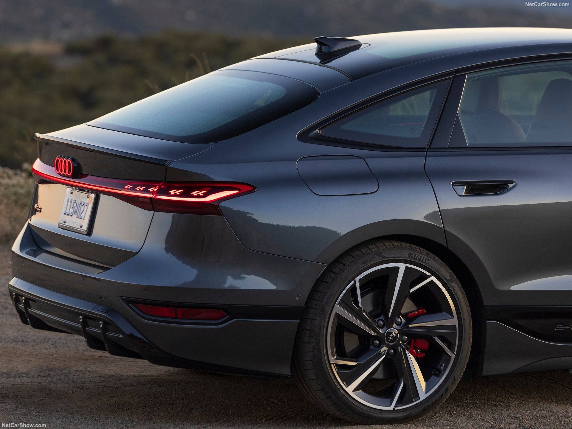 2025 Audi S6 Sportback e-tron