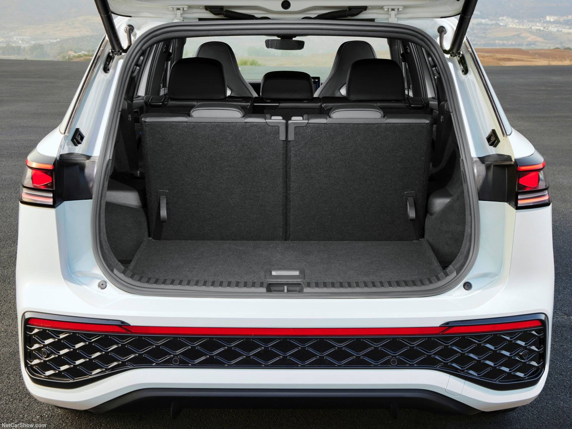 2025 Volkswagen Tayron