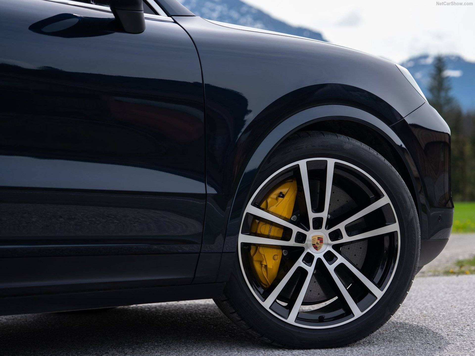 2024 Porsche Cayenne S