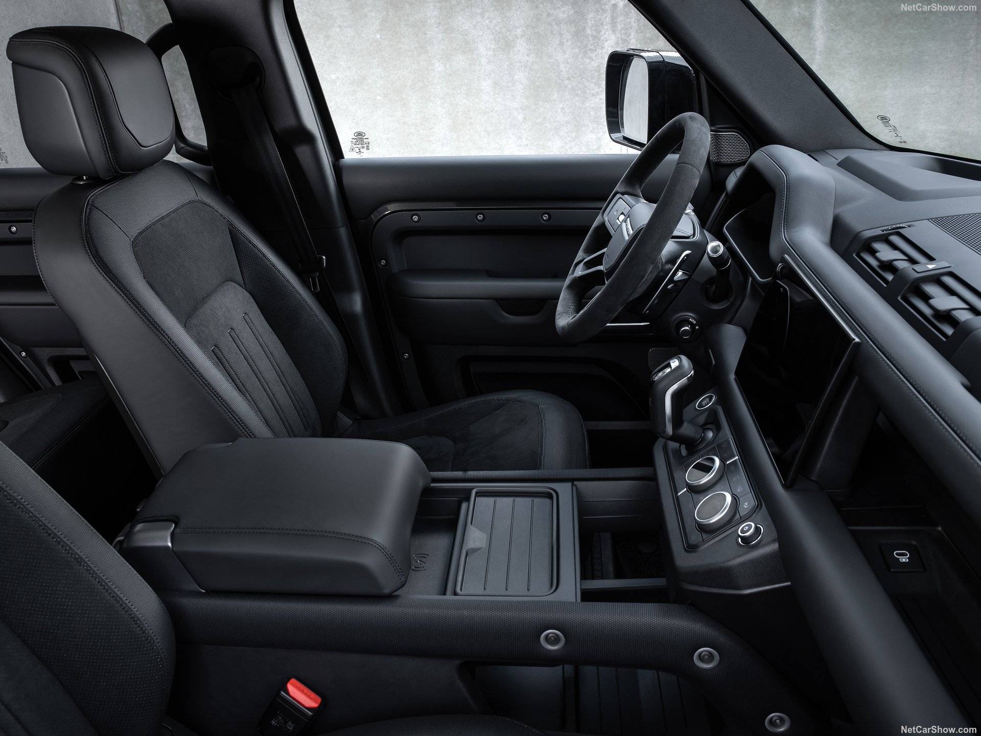 2025 land rover defender