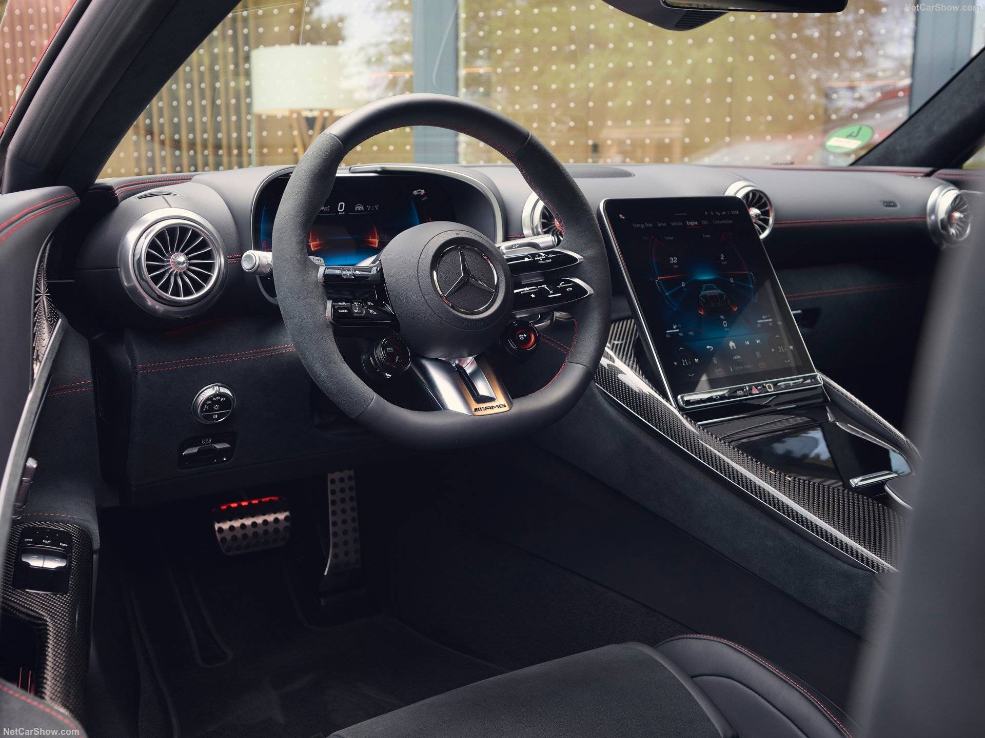 2025 Mercedes-Benz AMG GT63 S E Performance