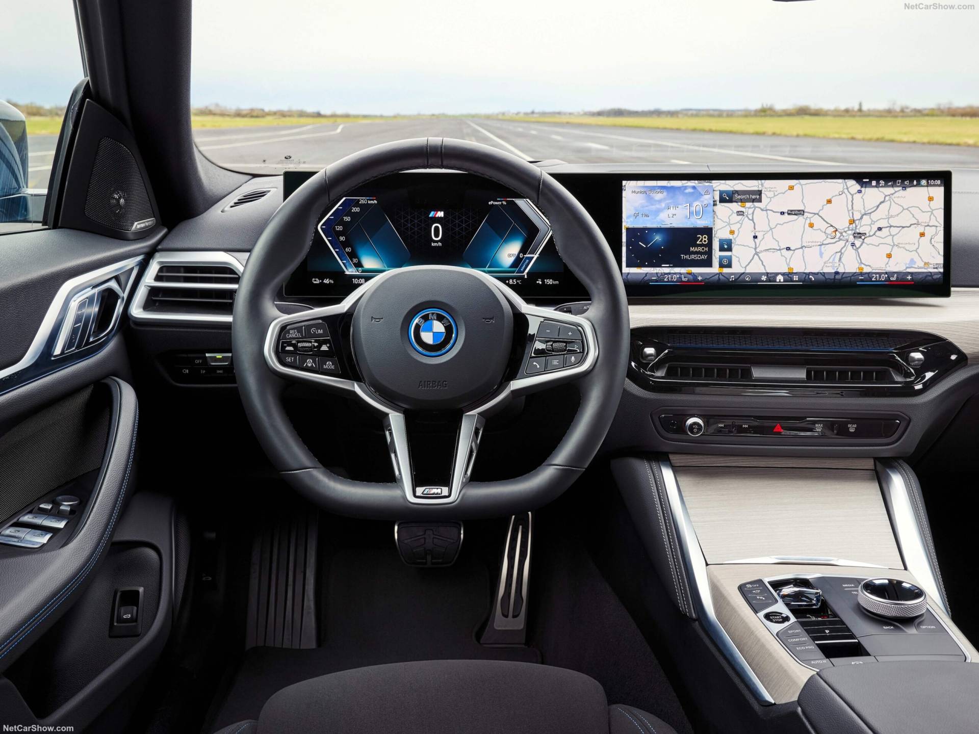 2025 BMW i4