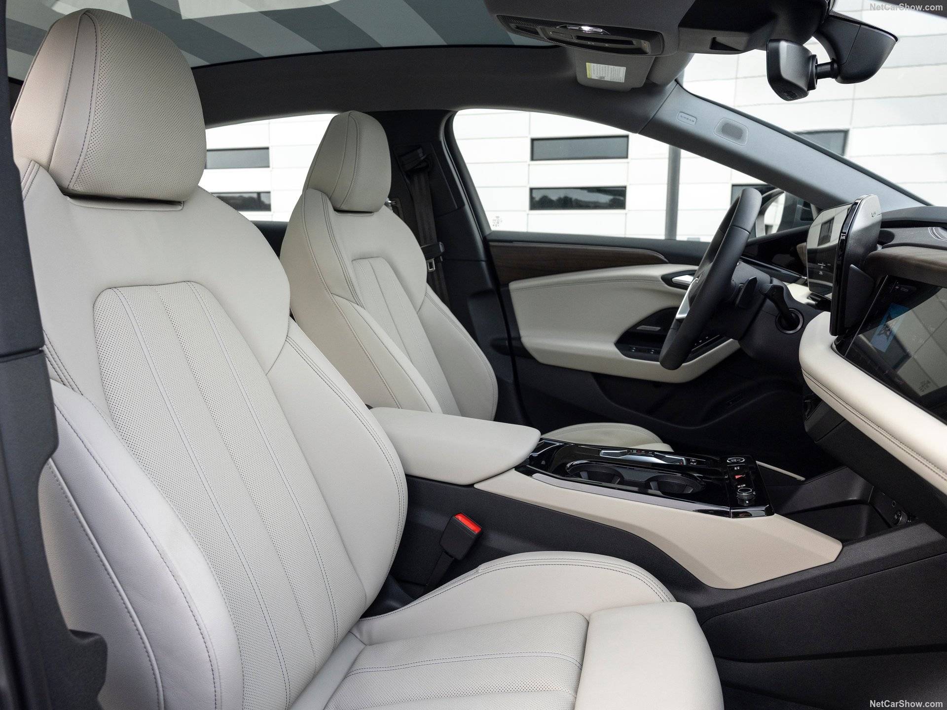 2025 Audi A6 Sportback e-tron quattro