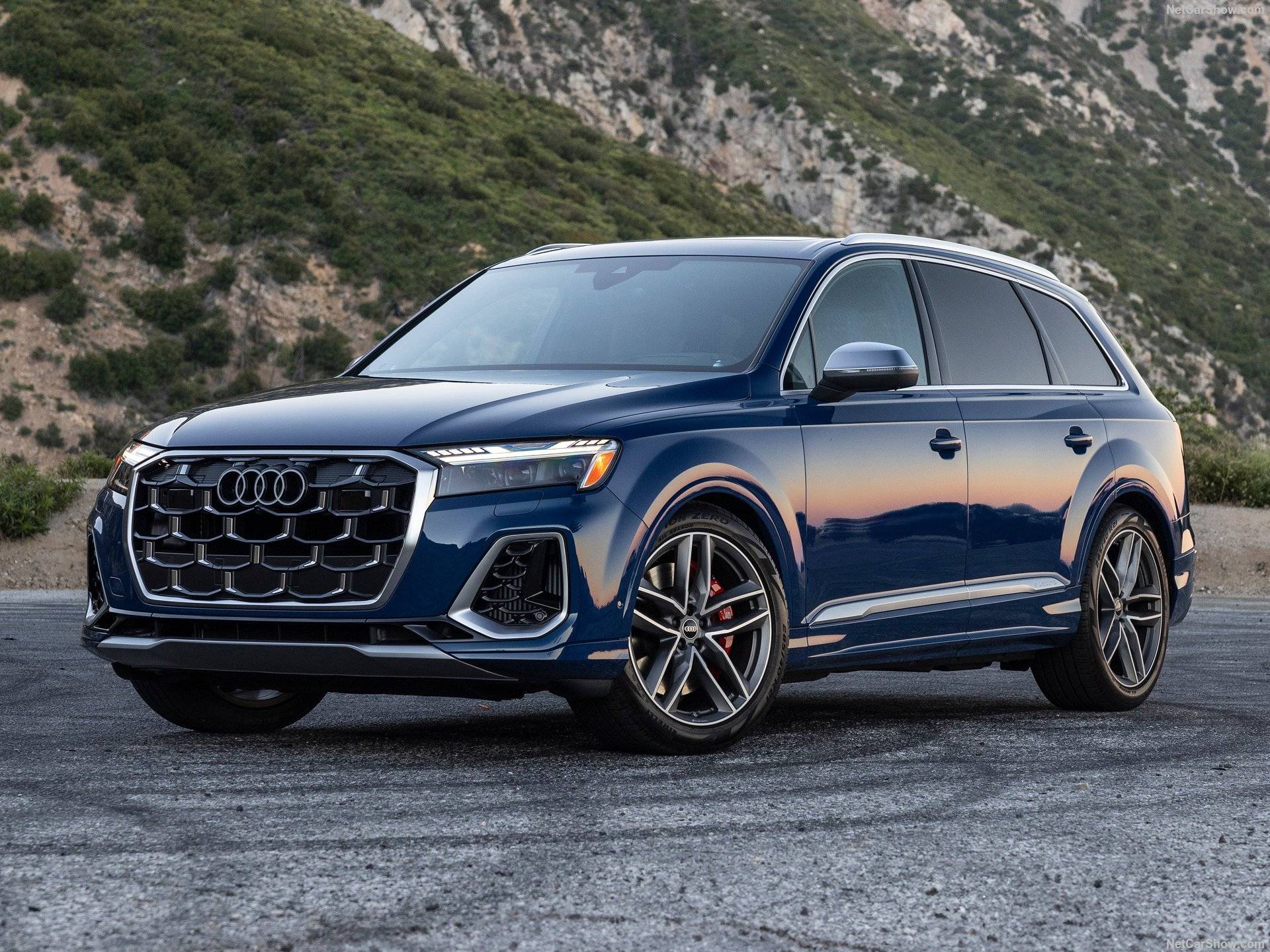 2025 Audi SQ7
