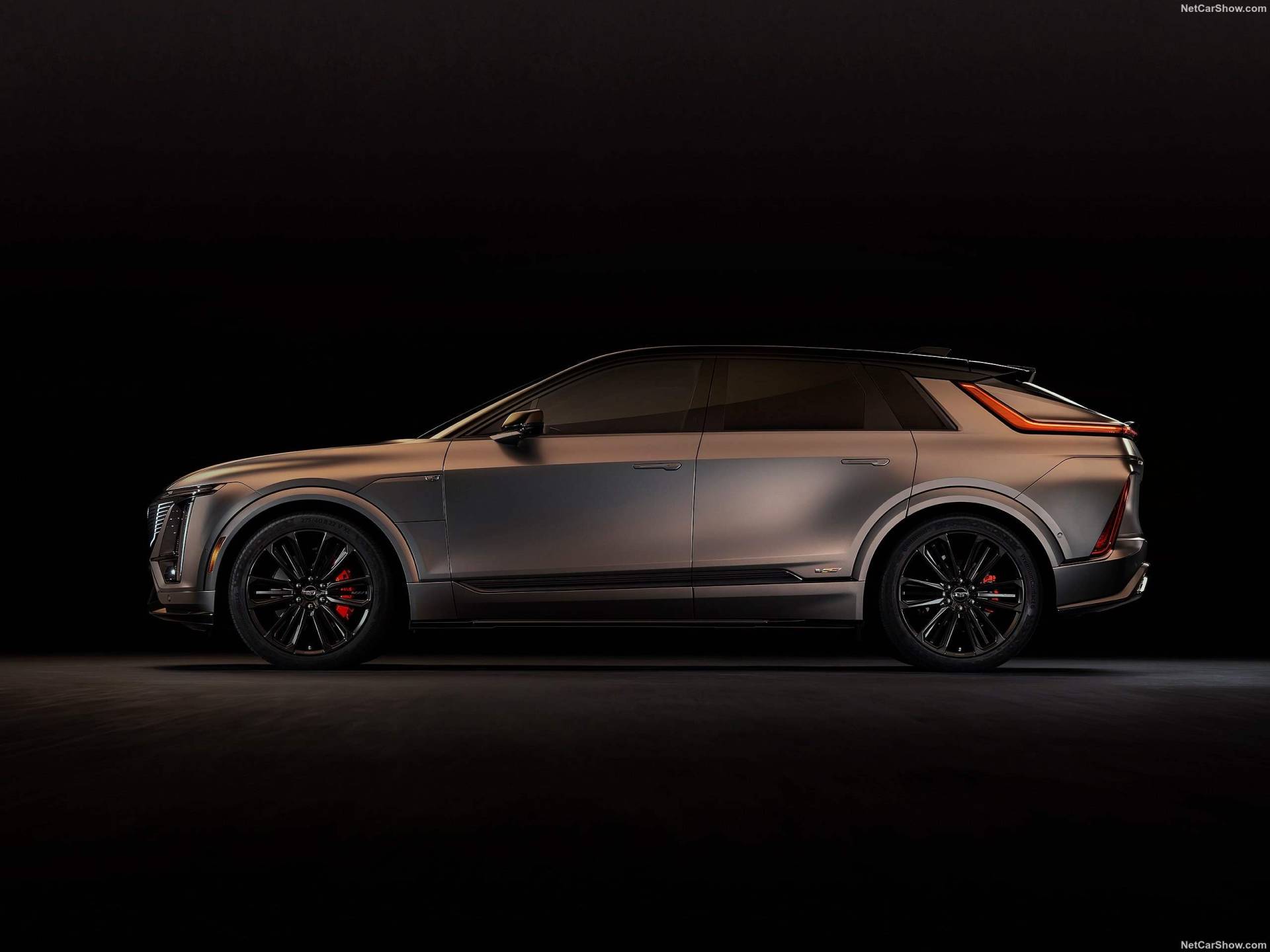 2026 Cadillac Lyriq-V