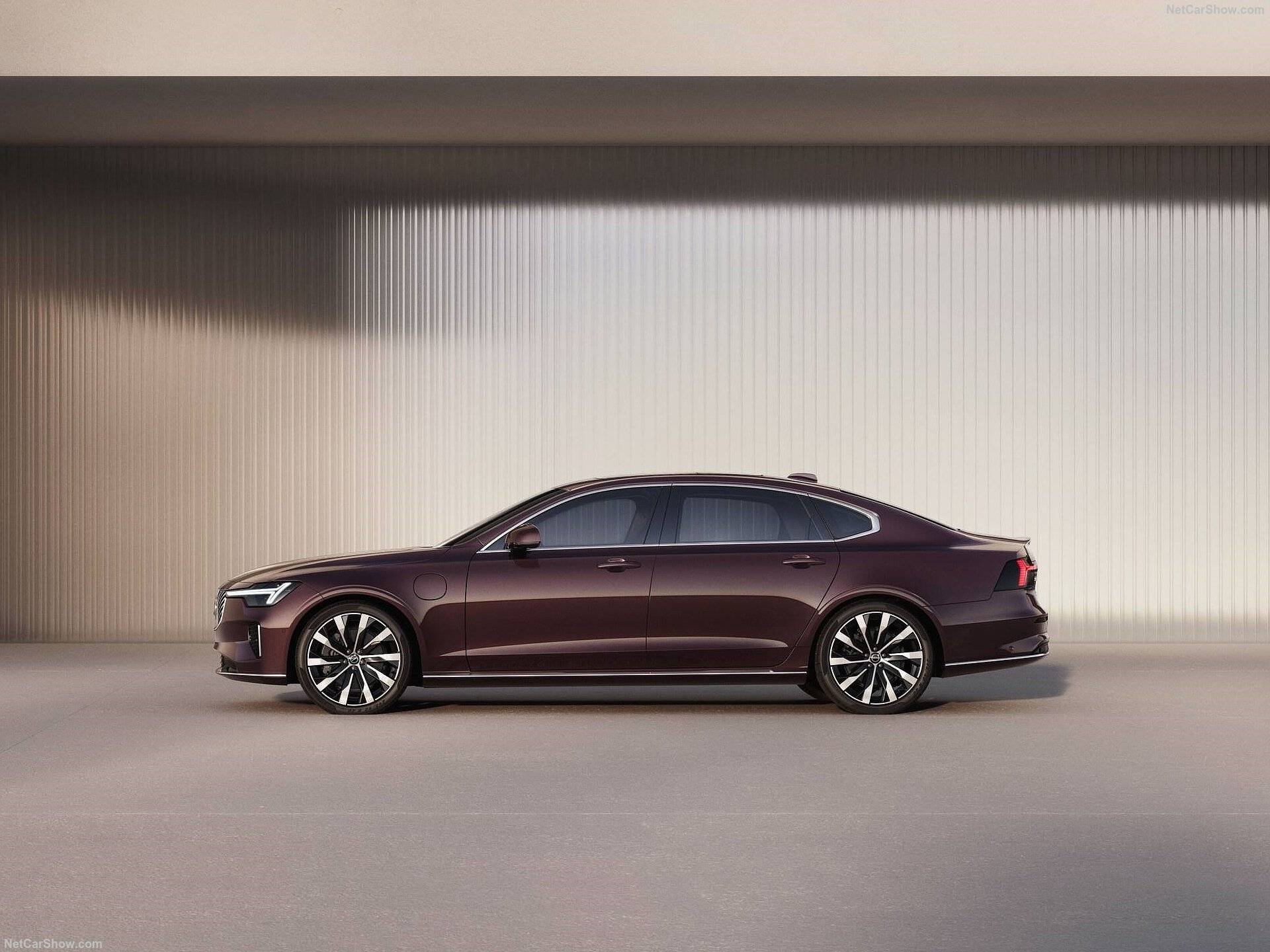 2026 Volvo S90