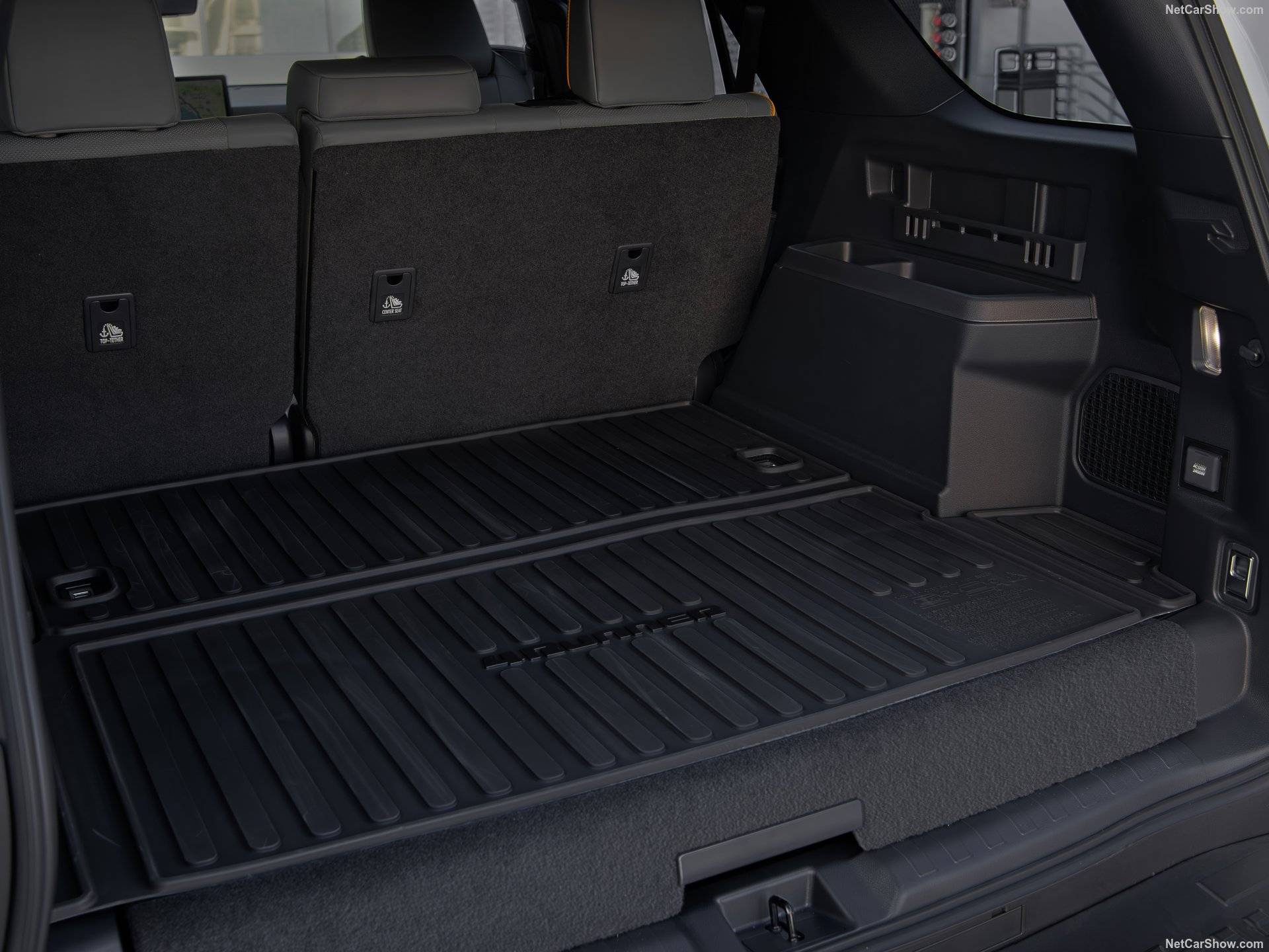 2025 Toyota 4Runner Trailhunter