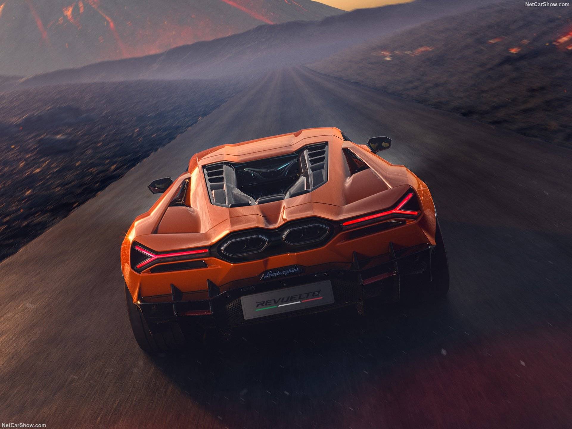 2024 Lamborghini Revuelto