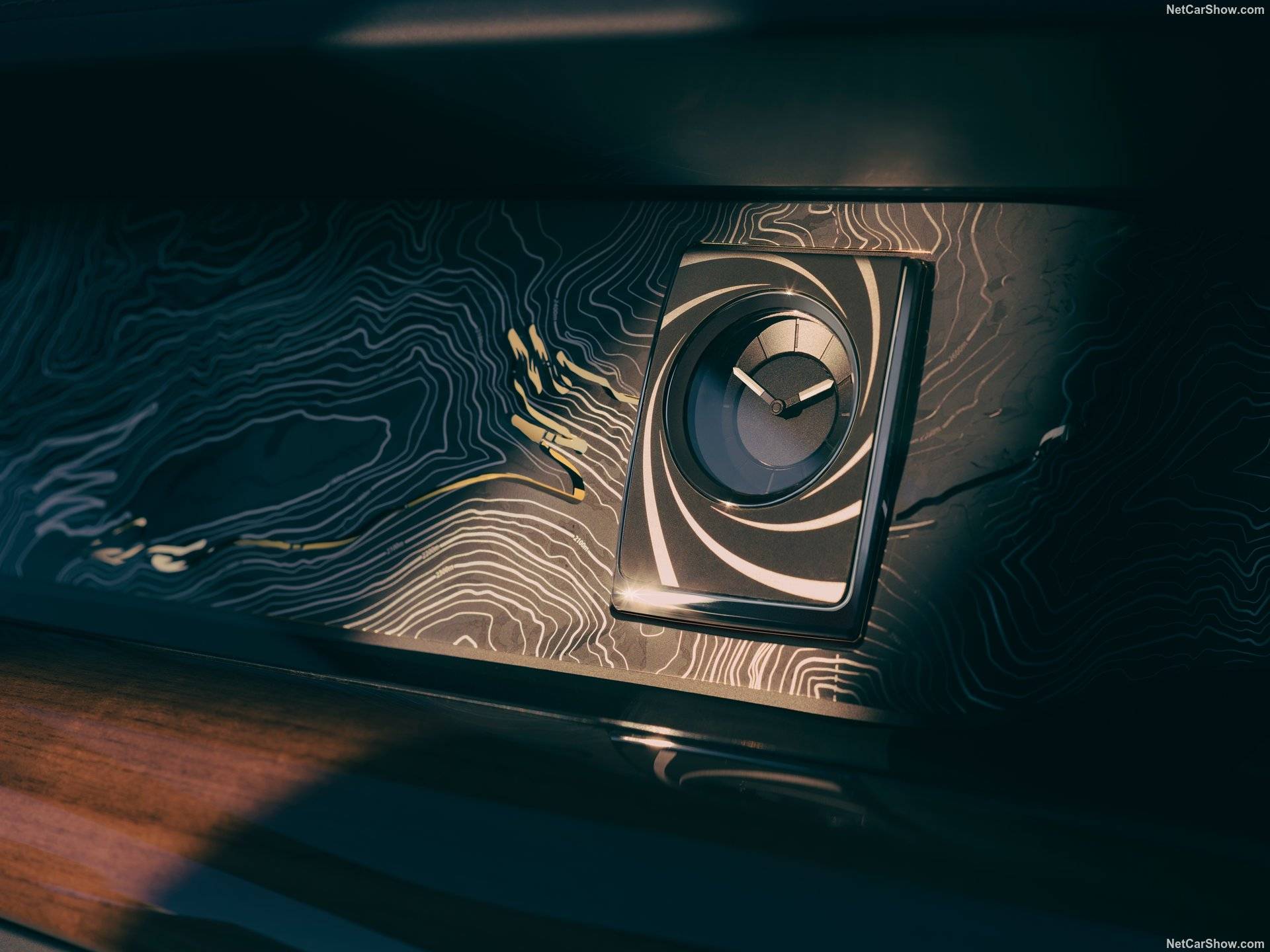 2025 Rolls-Royce Phantom Goldfinger