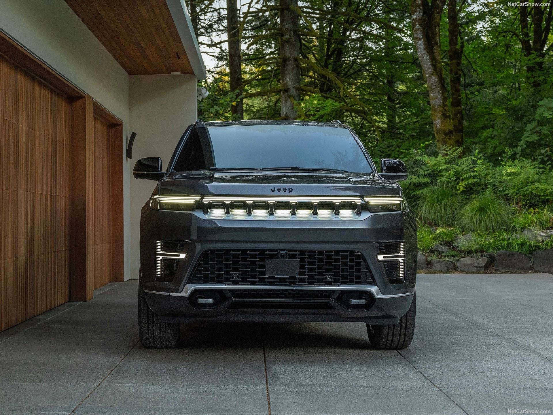 2026 Jeep Grand Wagoneer