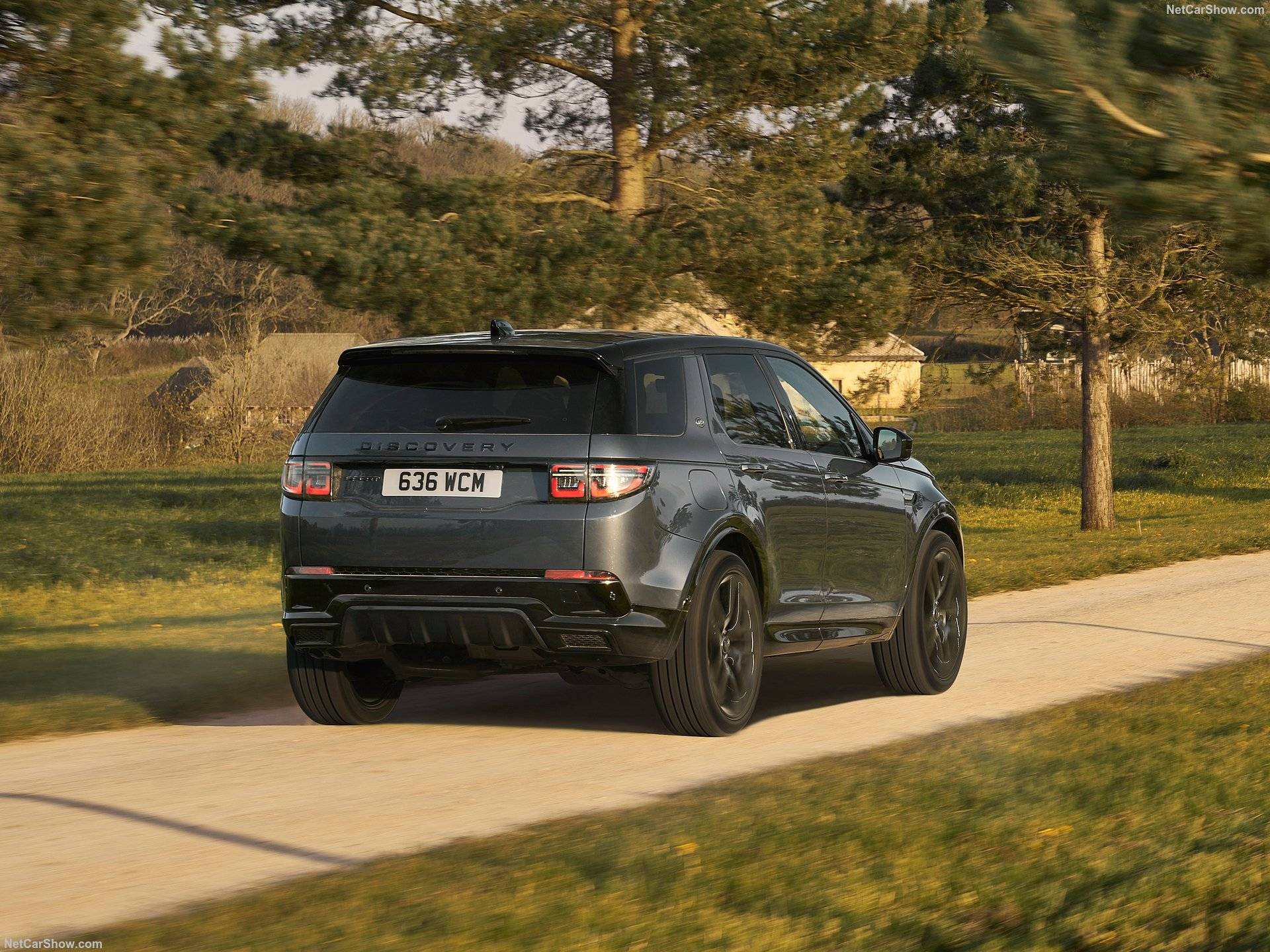2025 land rover discovery