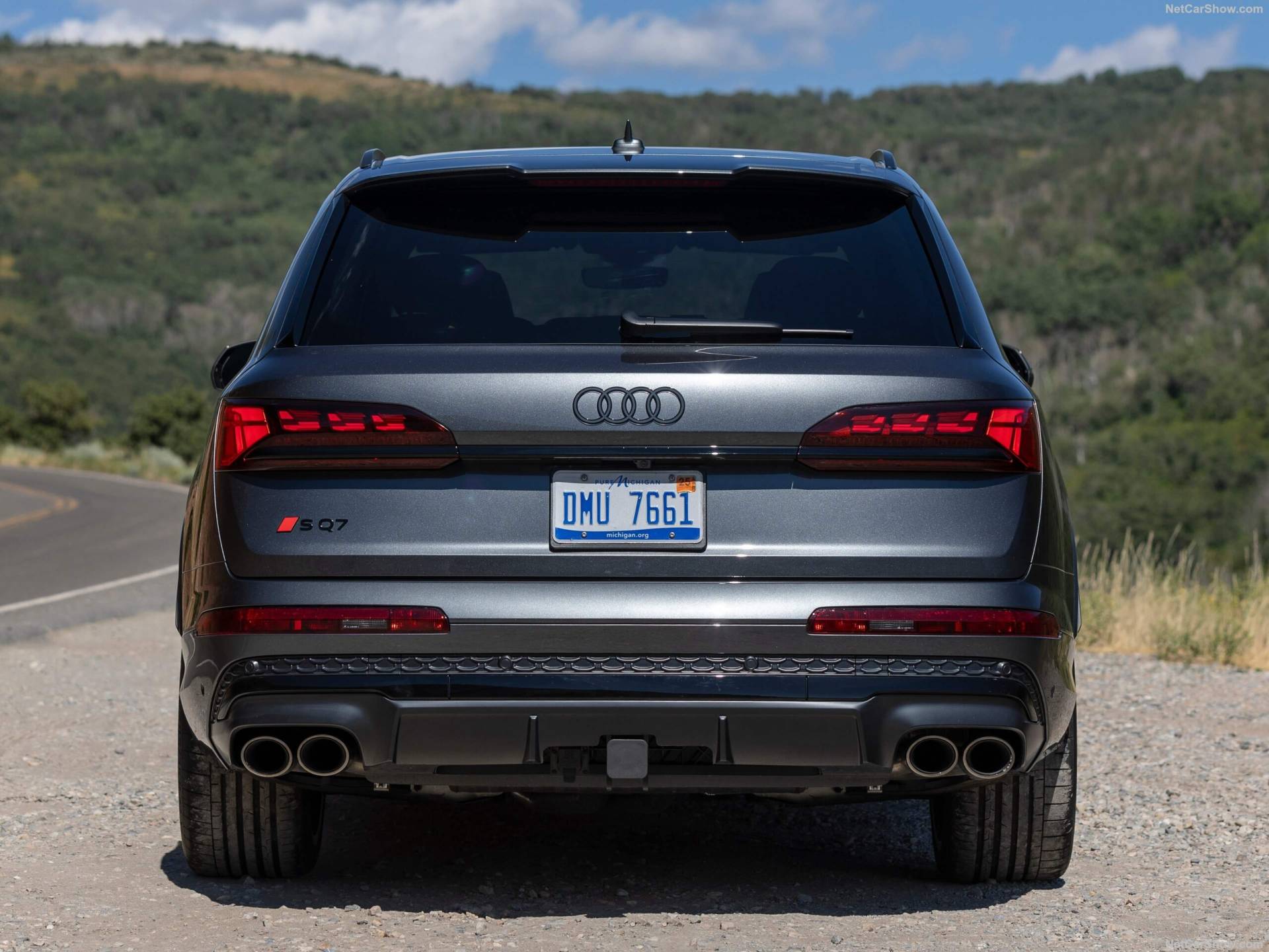 2025 Audi SQ7