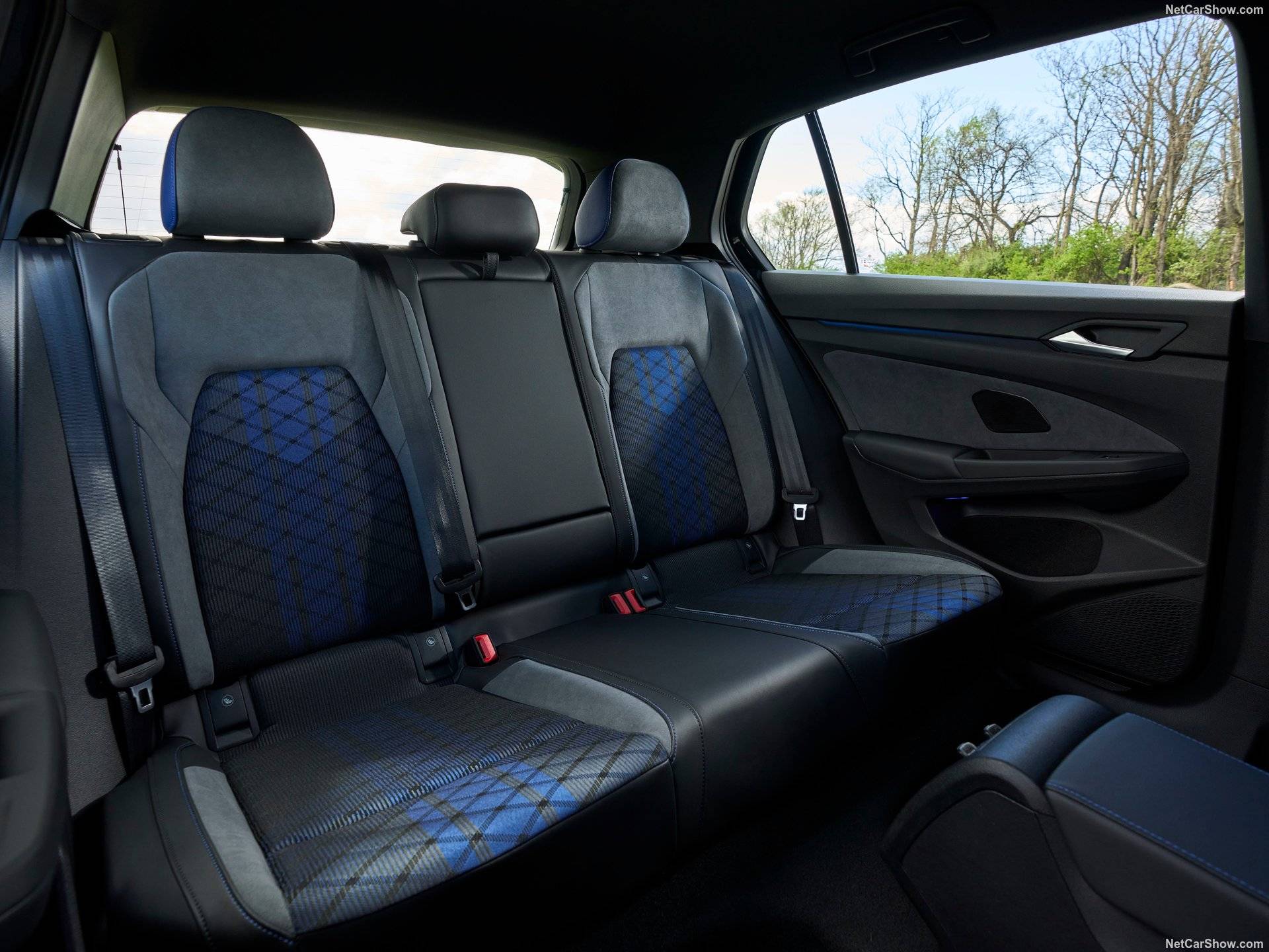 2025 Volkswagen Golf R Black Edition