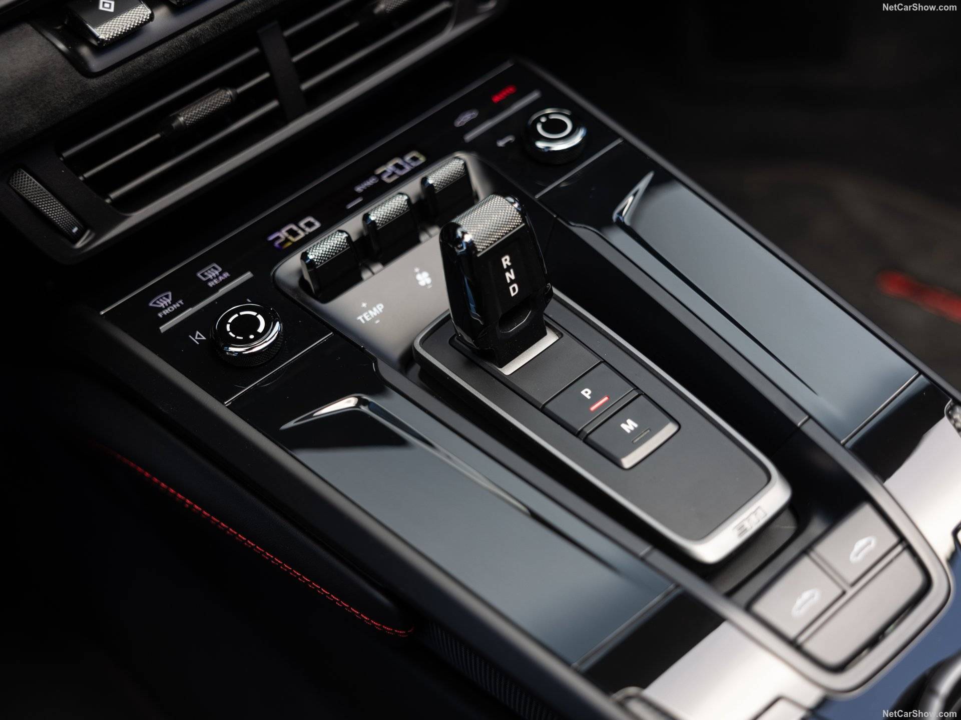 2025 Porsche 911 Targa 4 GTS