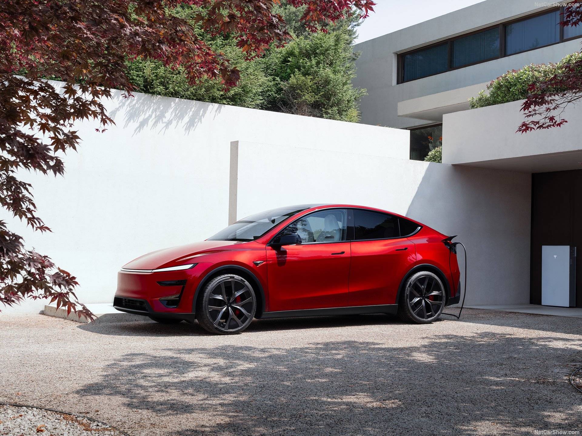 2026 Tesla Model Y Performance