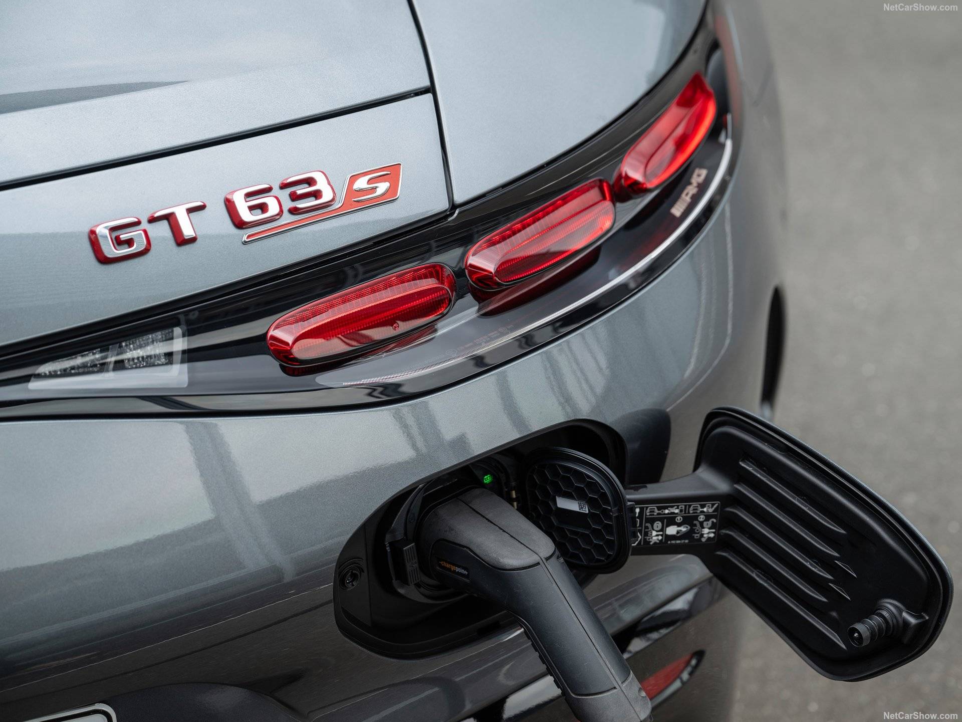 2025 Mercedes-Benz AMG GT63 S E Performance