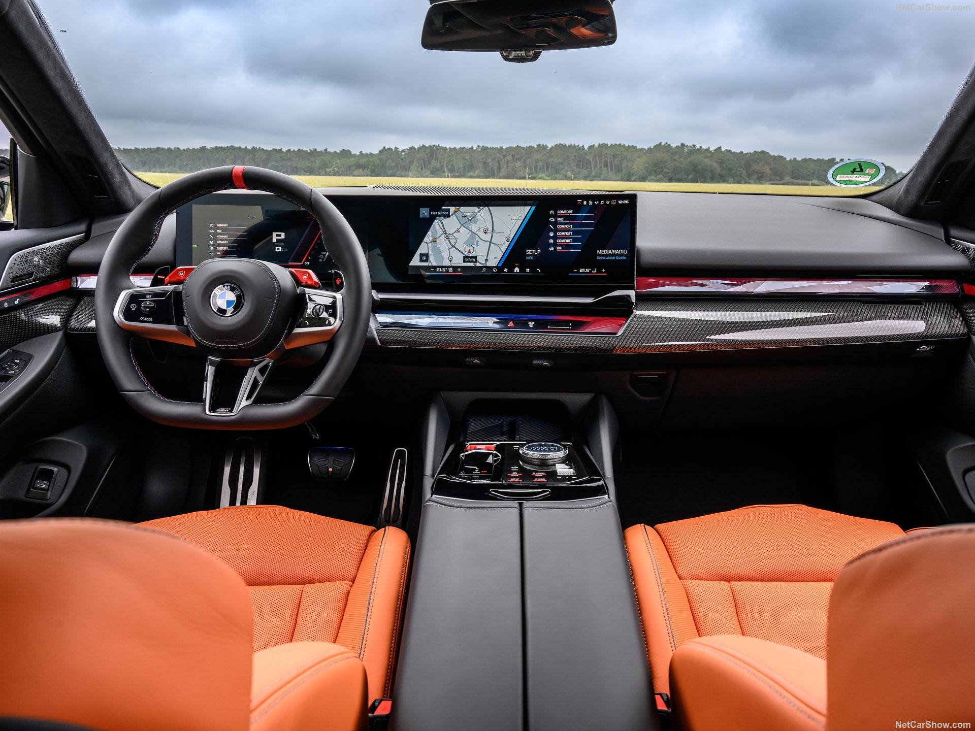 2025 BMW M5