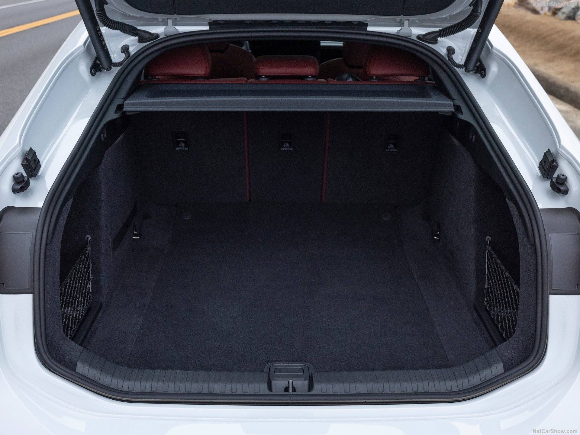 2025 Audi S6 Sportback e-tron