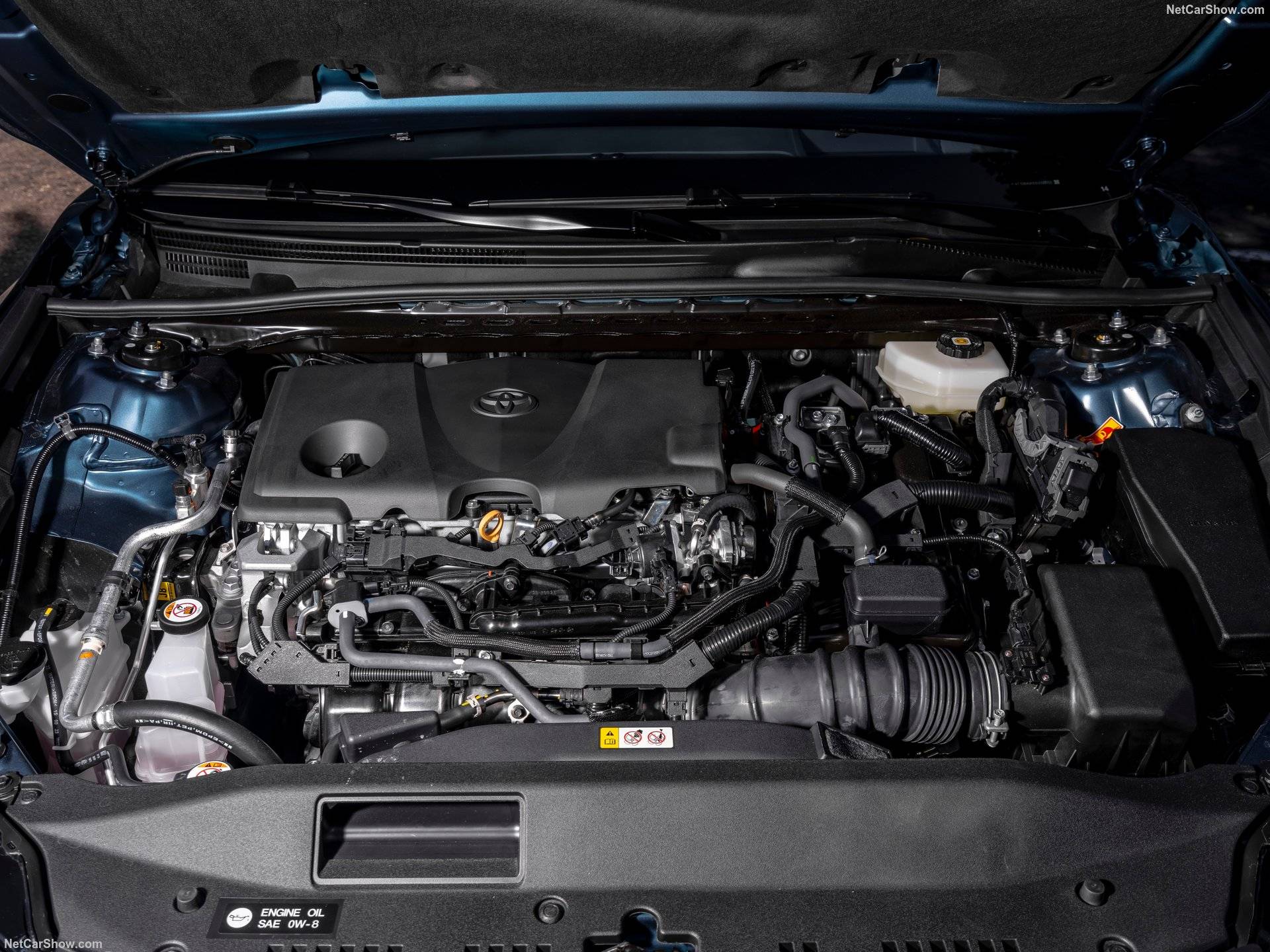 2025 Toyota Camry Hybrid